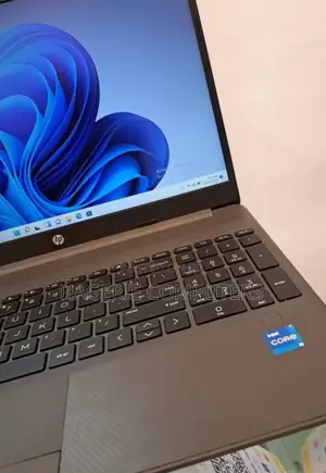 New Laptop HP Stream Notebook 8GB Intel Core I5 SSD 1T