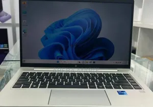 New Laptop HP EliteBook 840 G9 16GB Intel Core I5 SSD 512GB