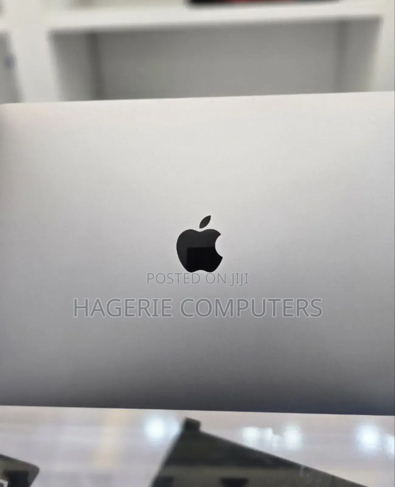 New Laptop Apple MacBook Air 2020 M1 8GB Apple M1 SSD 256GB
