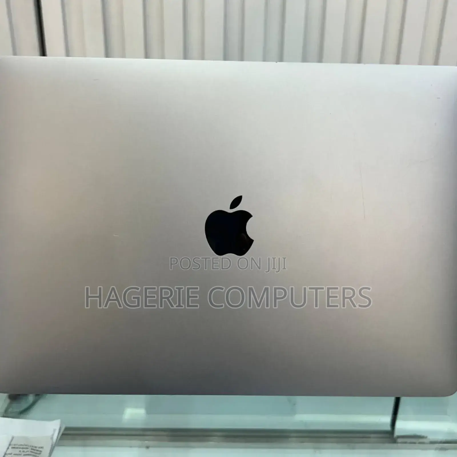 New Laptop Apple MacBook Air 2019 8GB Intel Core I5 SSD 256GB