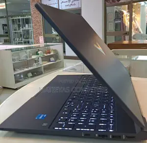 New Laptop HP Victus 15 8GB Intel Core I5 SSD 1T