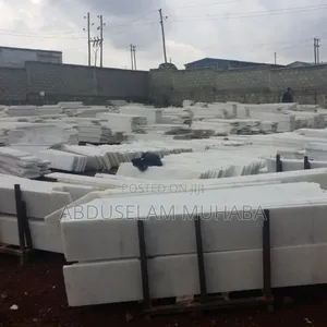 Photo - ማርብል (እምናበረድ) በማይታመን ወጋ