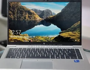 New Laptop HP EliteBook 830 G8 16GB Intel Core I7 SSD 512GB