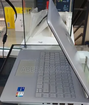 New Laptop HP Stream Notebook 16GB Intel Core I7 SSD 1T