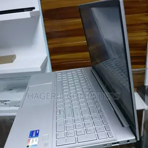 New Laptop HP Pavilion 15z 16GB Intel Core I5 SSD 512GB