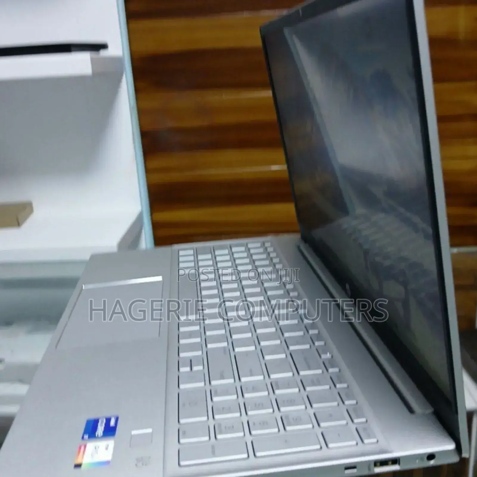 New Laptop HP Pavilion 15z 16GB Intel Core I5 SSD 512GB