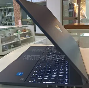 New Laptop HP Victus 15 8GB Intel Core I5 SSD 1T