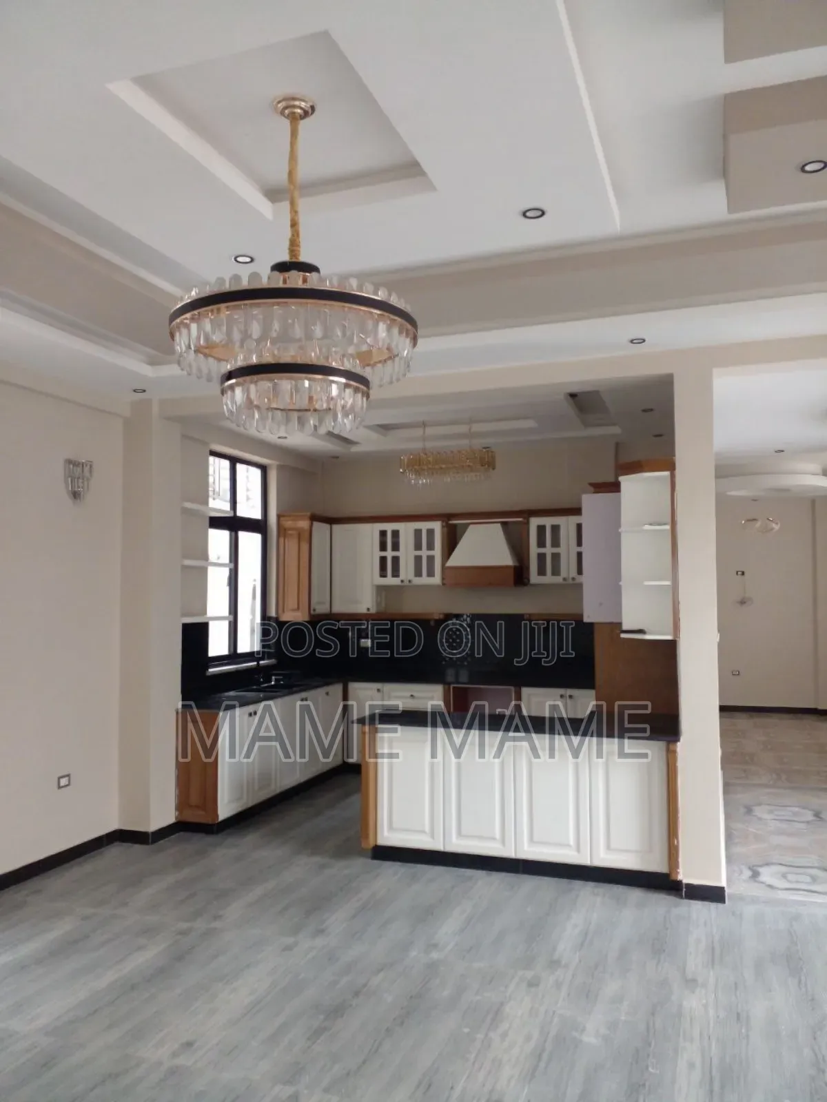 10bdrm House in Addis Abeba, Bole for sale