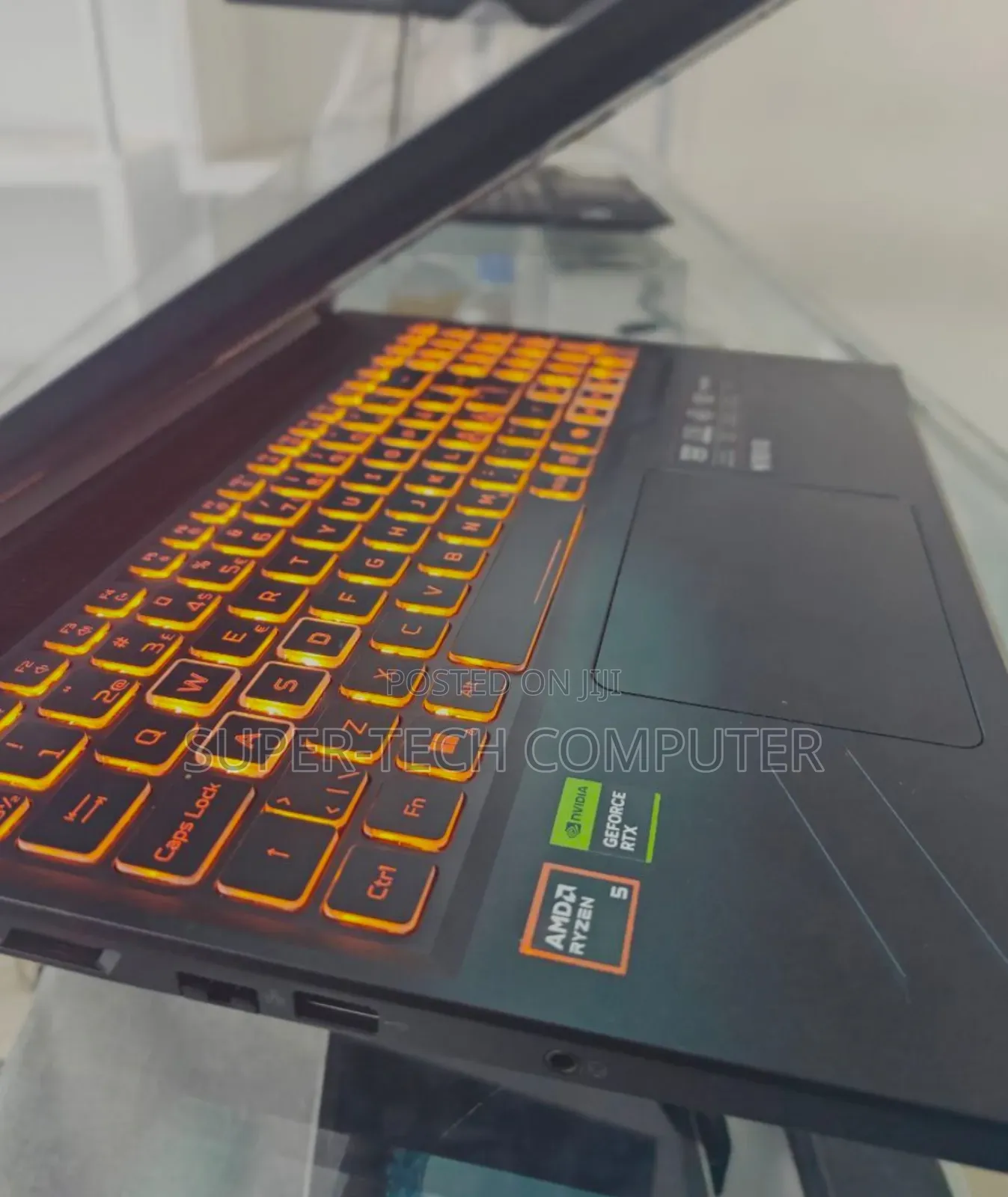 New Laptop Acer Nitro 17 16GB AMD Ryzen 5 SSD 1T