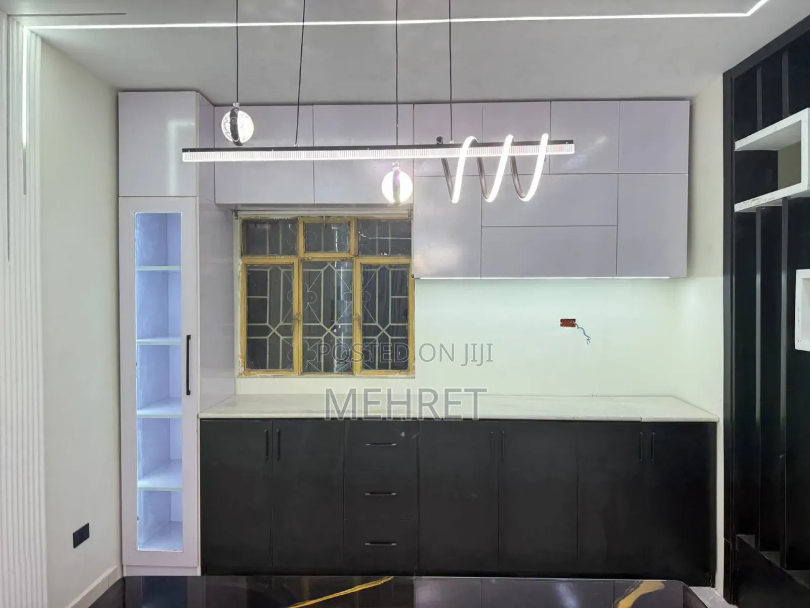 እጅግ ዘመናዊ Classic Kitchen Cabinet 
በተለያዩ ዲዛይን እና ቀለም
