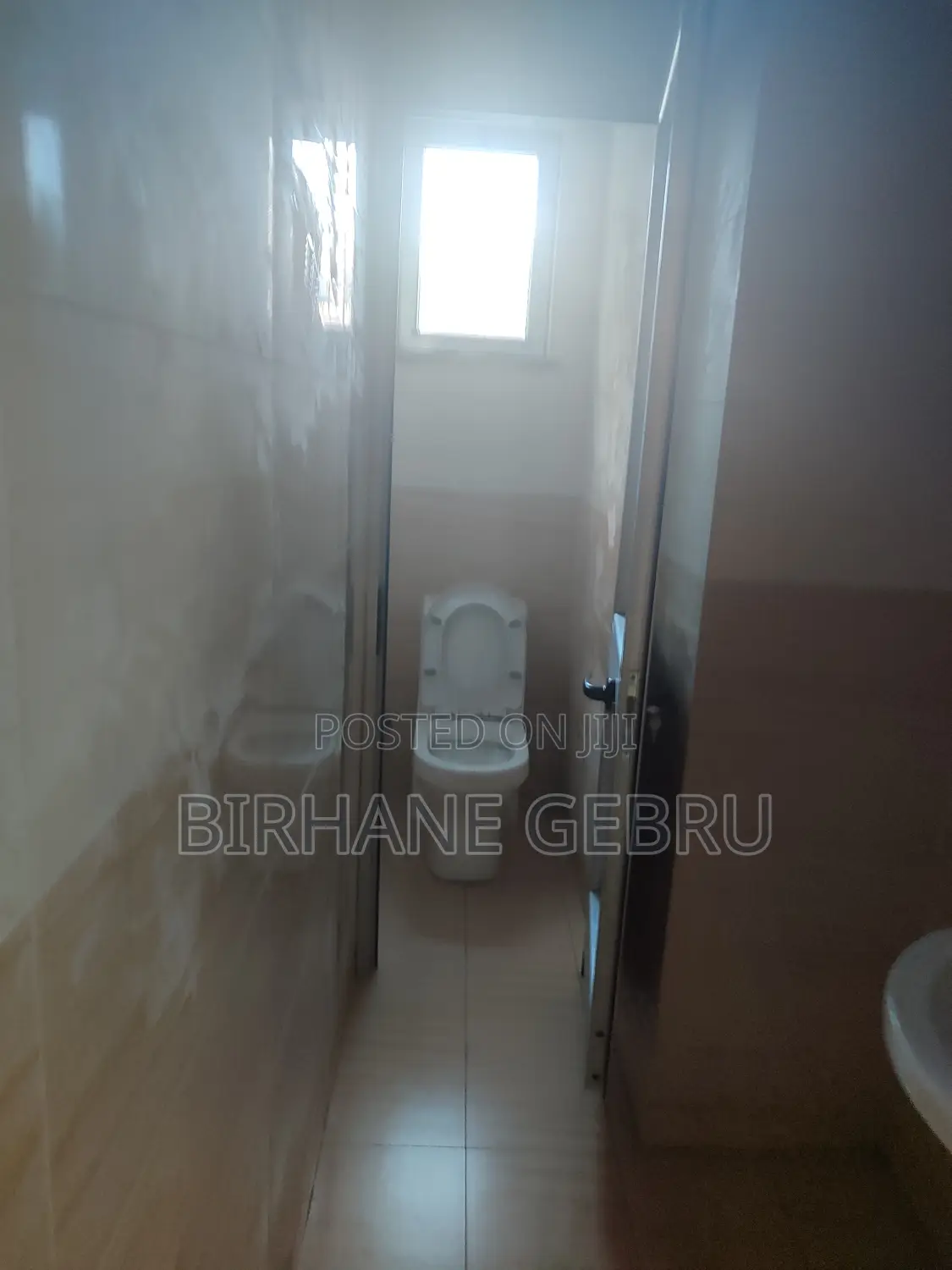 Luxury Apartiment Rent for Office or Business