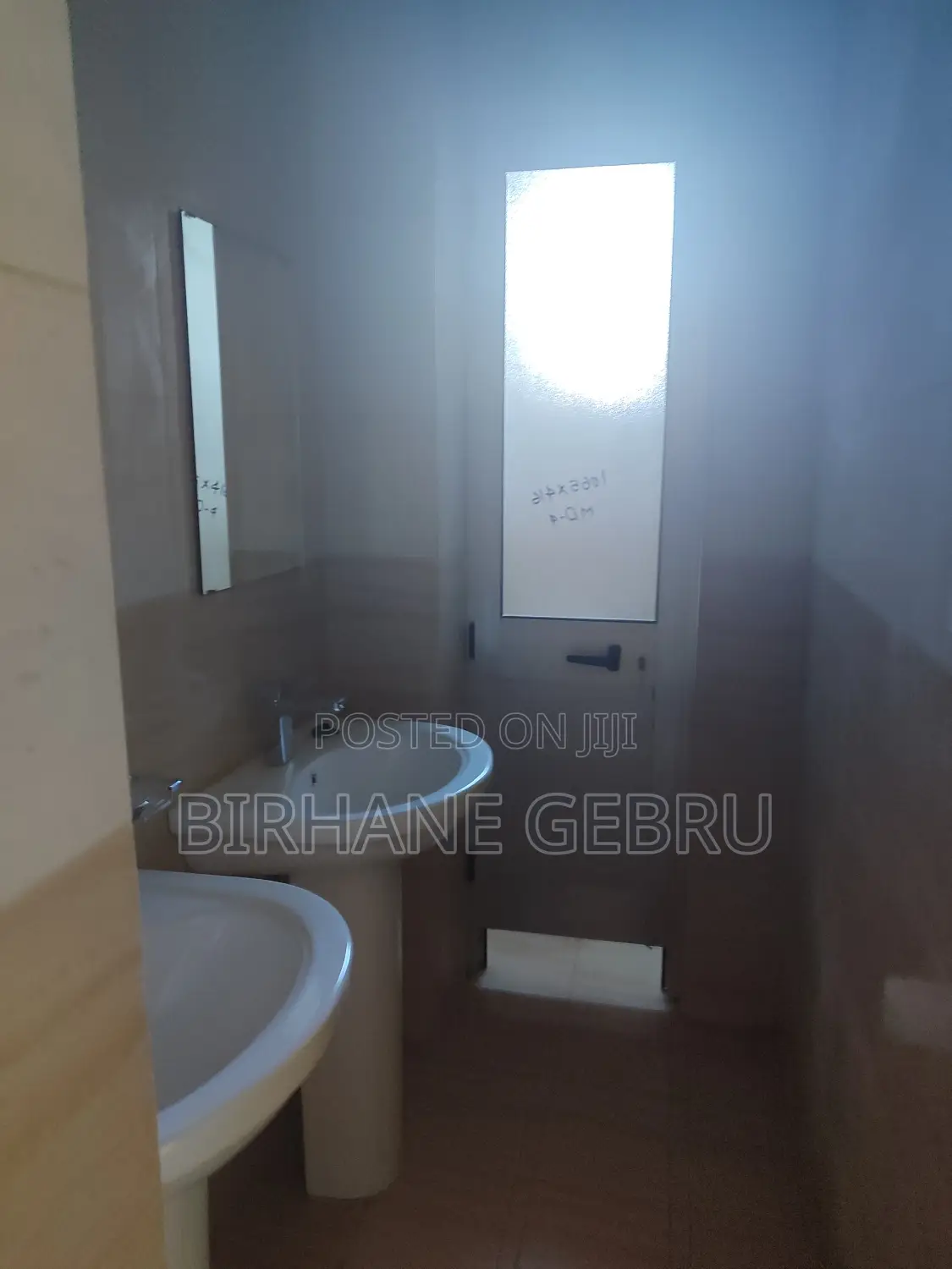 Luxury Apartiment Rent for Office or Business