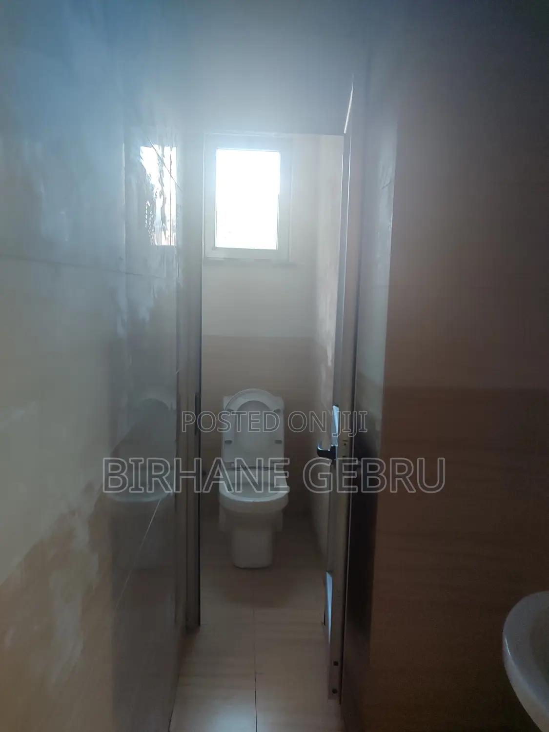 Luxury Apartiment Rent for Office or Business