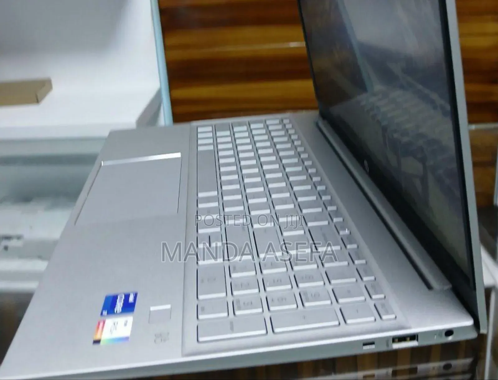 New Laptop HP Pavilion 15 16GB Intel Core I7 SSD 512GB