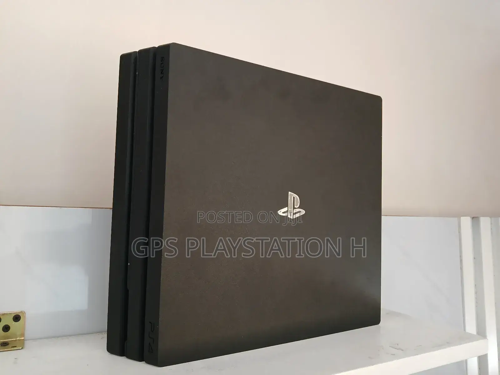 Ps 4 Pro Model 1000 Gb Dubai Used 