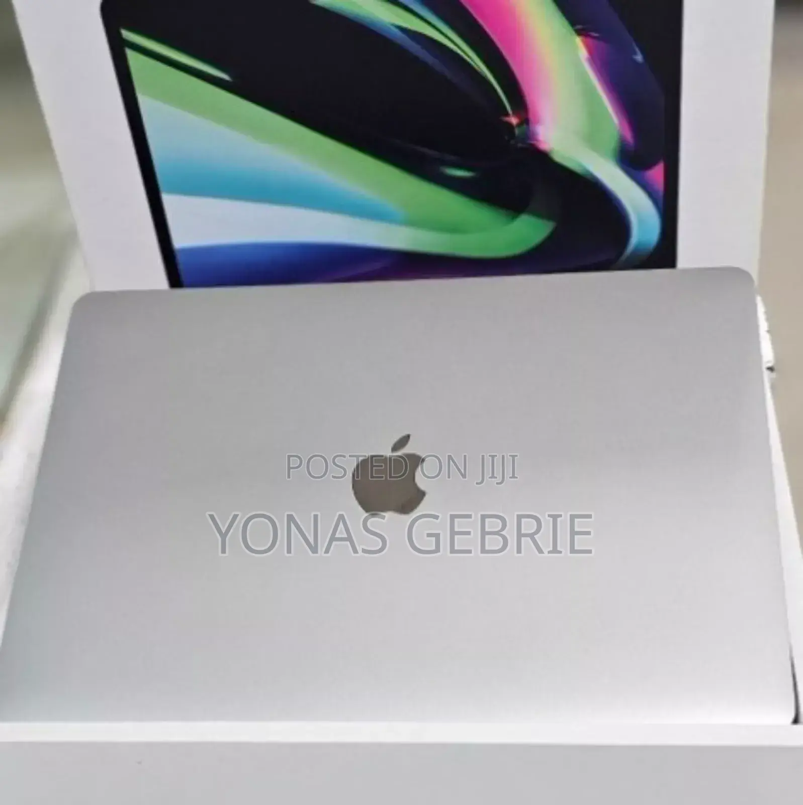 New Laptop Apple MacBook Pro M1 8GB Apple M1 Pro SSD 256GB