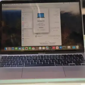 Photo - New Laptop Apple MacBook Air 8GB Apple M1 SSD 256GB