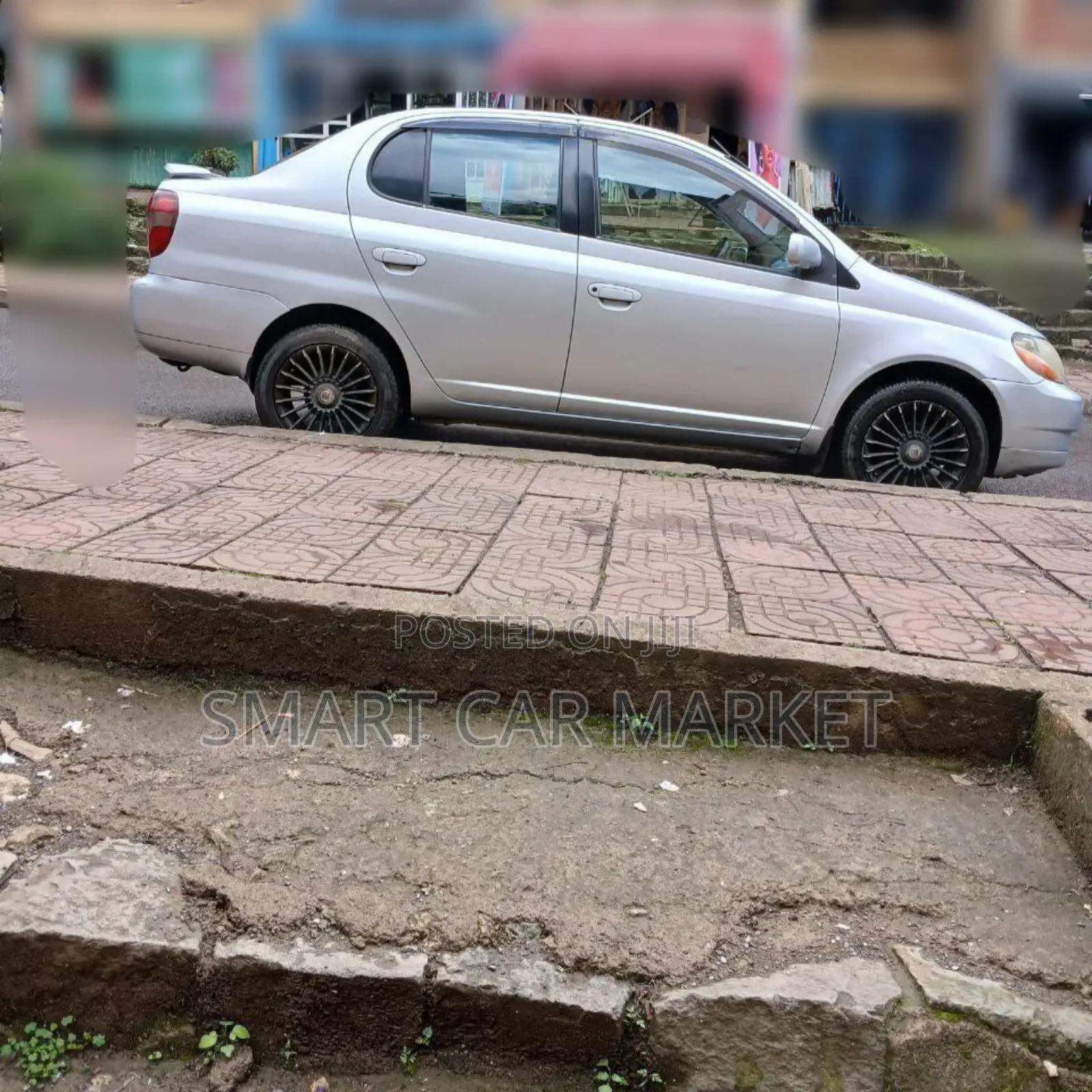 Toyota Platz 2001 Silver