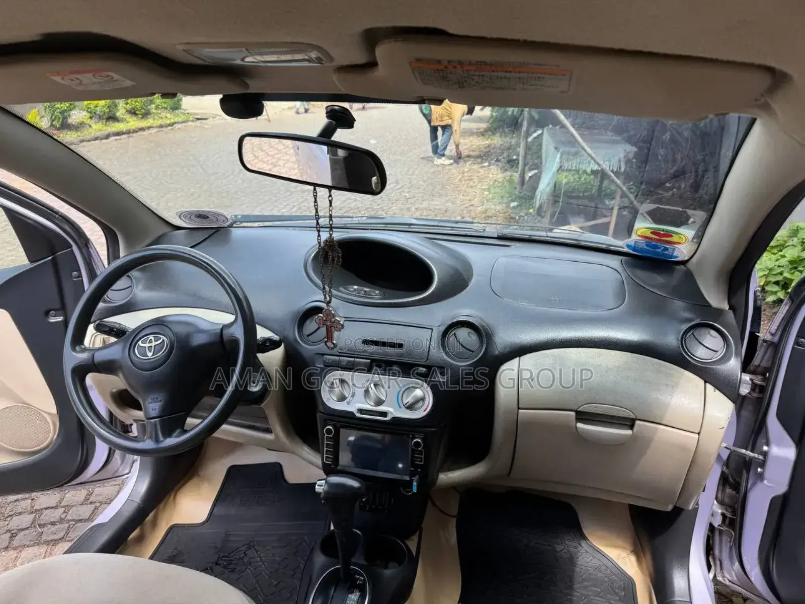 Toyota Vitz 2004 Silver