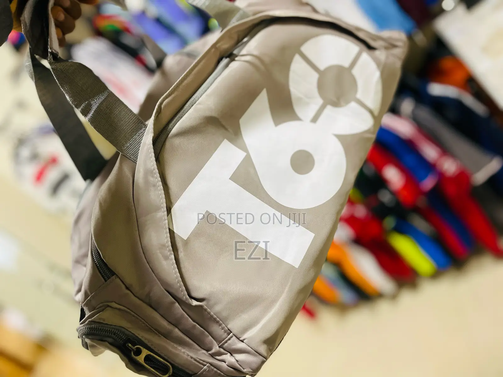 T60 Sport Bag