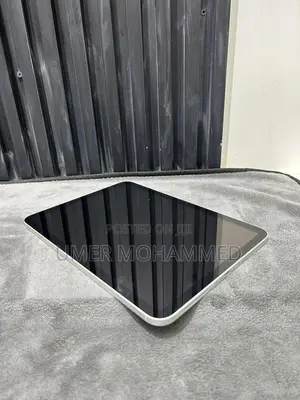 Photo - New Apple iPad 10.2 (2021) 64 GB