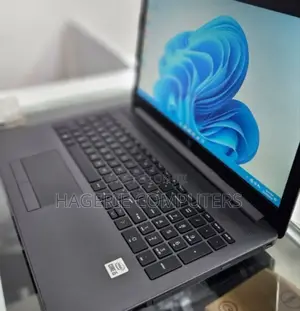 New Laptop HP 250 G8 8GB Intel Core I5 SSD 256GB