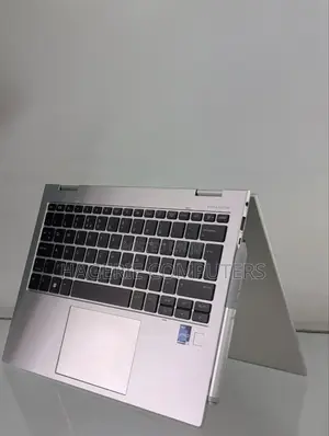 Photo - New Laptop HP EliteBook 830 16GB Intel Core I5 SSD 1T