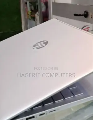 New Laptop HP Pavilion 15-Cs3063cl 16GB Intel Core I7 SSD 512GB