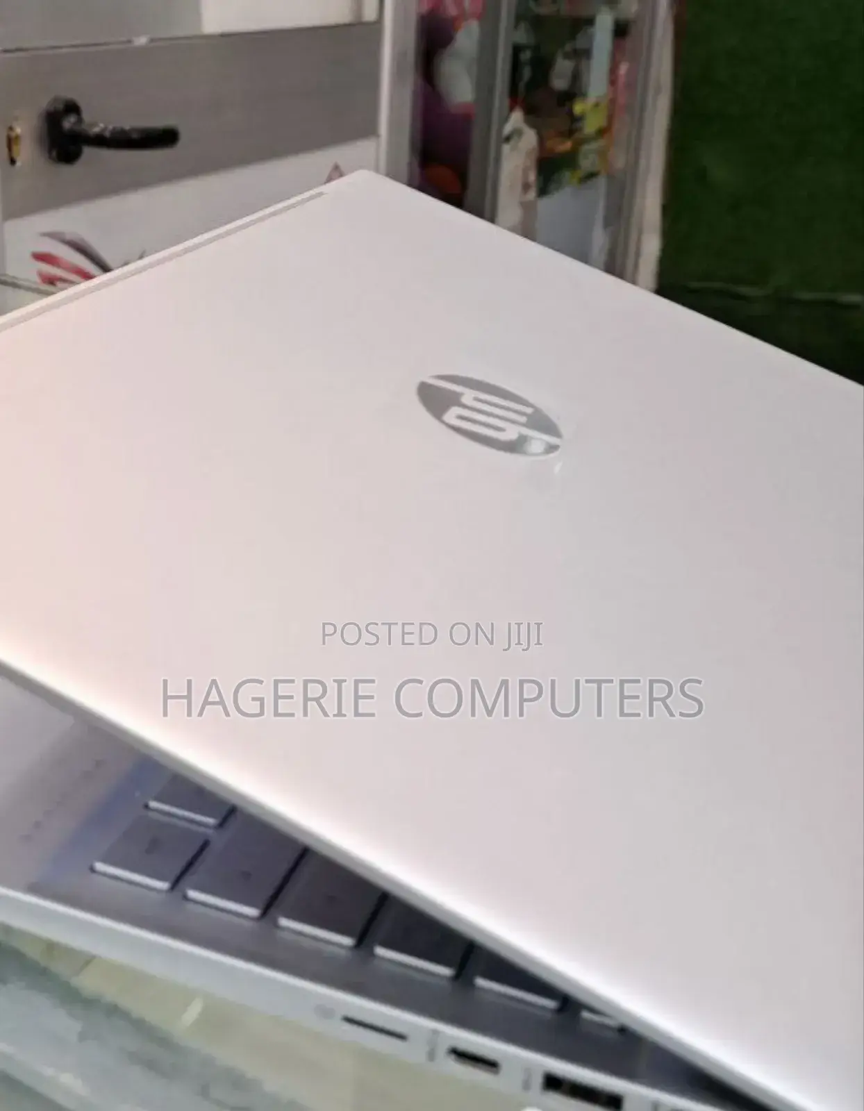 New Laptop HP Pavilion 15-Cs3063cl 16GB Intel Core I7 SSD 512GB