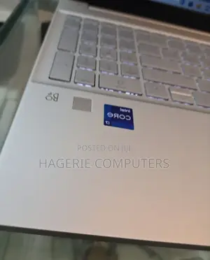 New Laptop HP Pavilion 15-Cs3063cl 16GB Intel Core I7 SSD 512GB