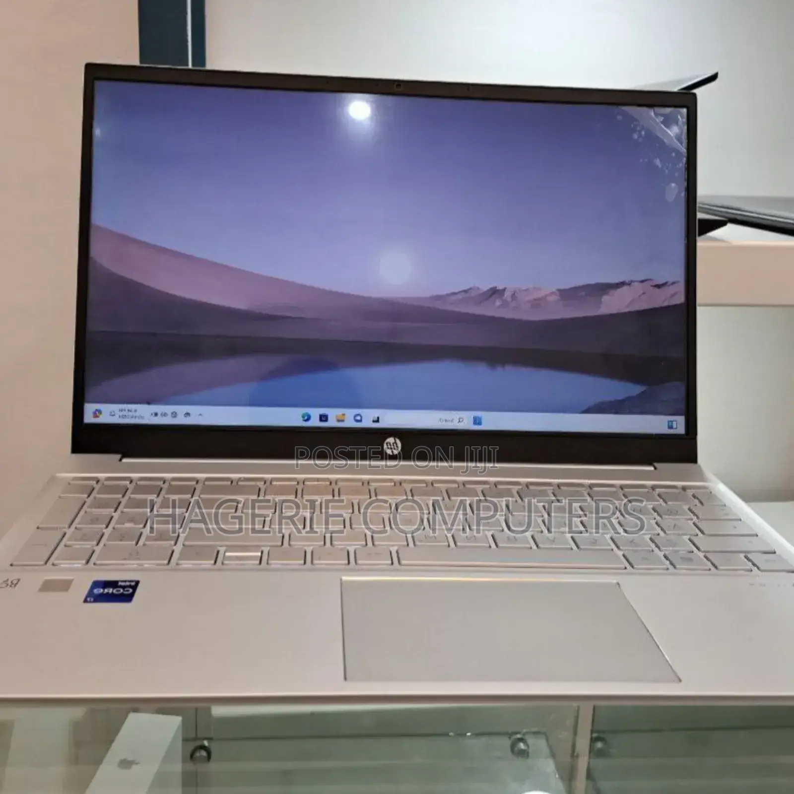 New Laptop HP Pavilion 15-Cs3063cl 16GB Intel Core I7 SSD 512GB