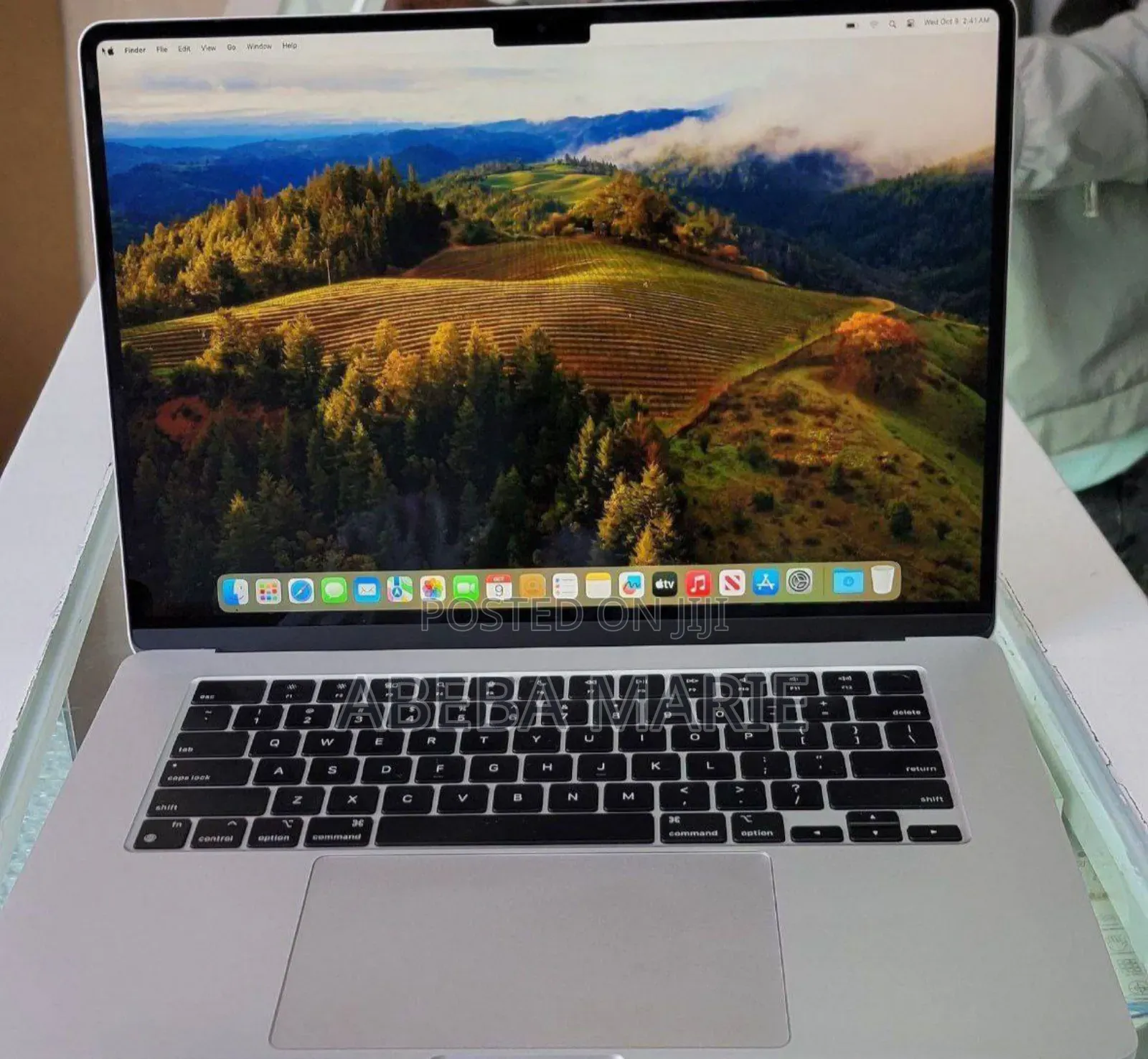 New Laptop Apple MacBook Air 2022 M2 8GB Apple M2 SSD 256GB