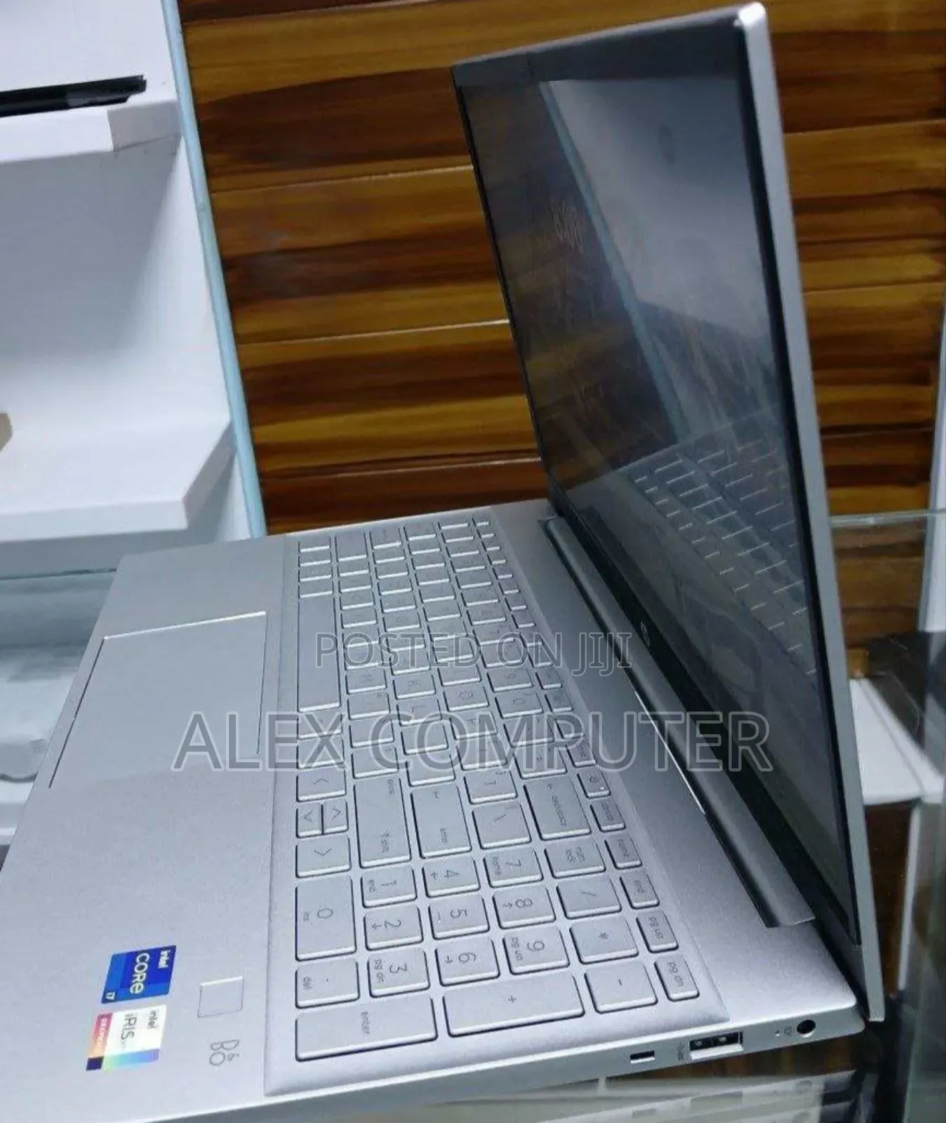 New Laptop HP Pavilion 15 16GB Intel Core I7 SSD 512GB