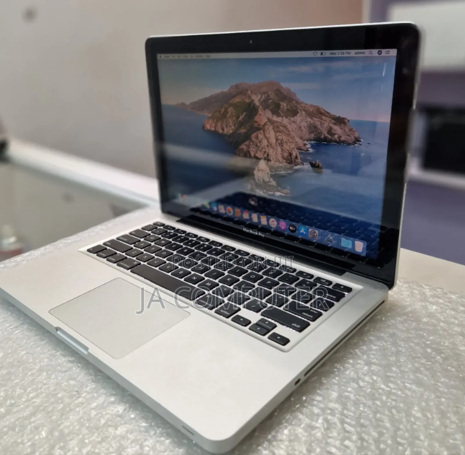 New Laptop Apple MacBook Pro 2012 4GB Intel Core I5 HDD 500GB