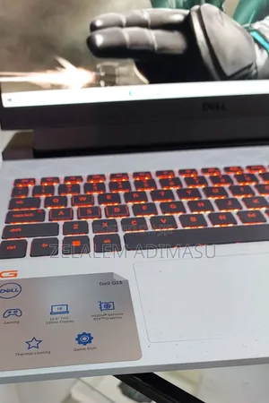 New Laptop Dell G15 5511 16GB AMD Ryzen 7 SSD 512GB