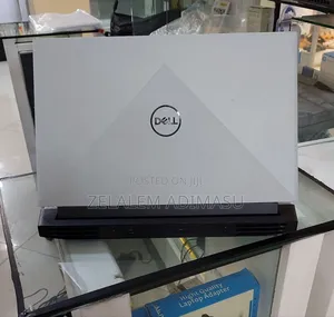 New Laptop Dell G15 5511 16GB AMD Ryzen 7 SSD 512GB