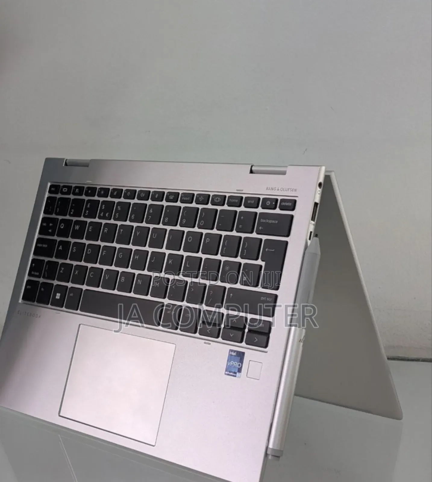 New Laptop HP Elite X2 G8 16GB Intel Core I5 SSD 1T