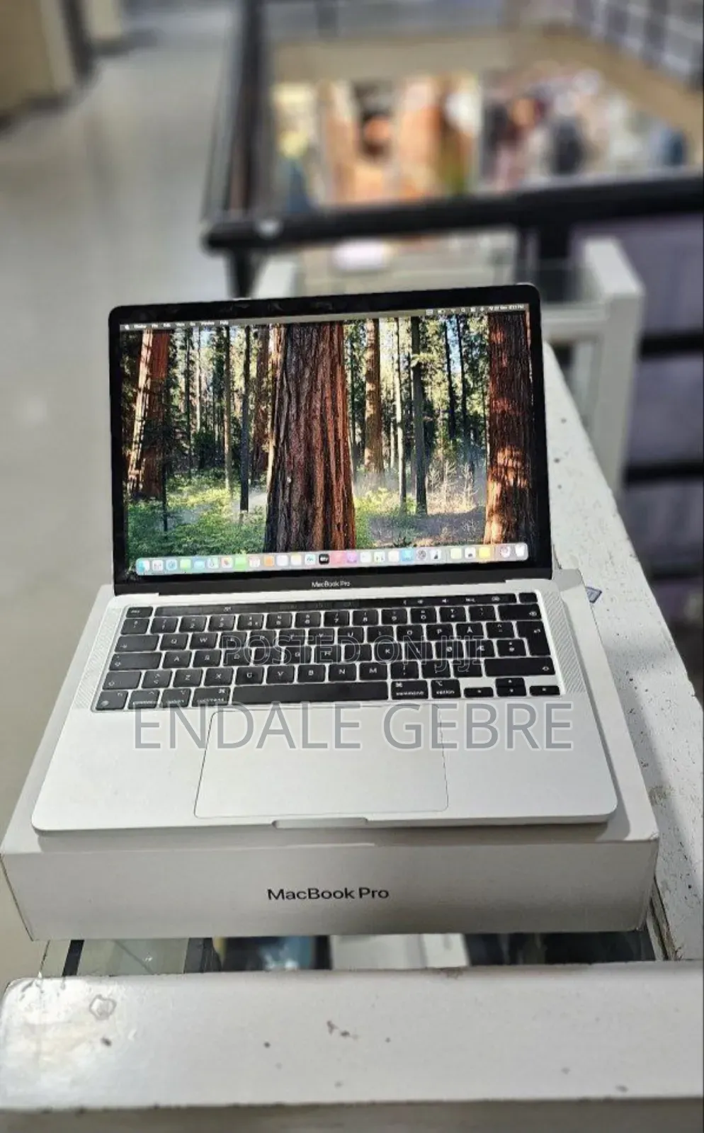 New Laptop Apple MacBook Pro M1 8GB Apple M1 SSD 256GB