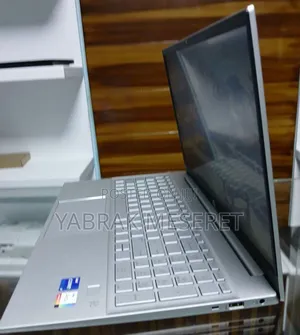 Photo - New Laptop HP Pavilion 15 16GB Intel Core I7 SSD 512GB