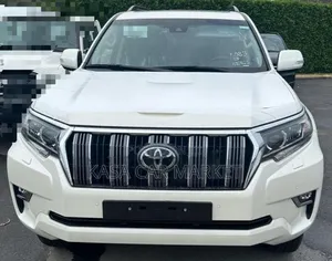 Photo - New Toyota Land Cruiser Prado 2023 White