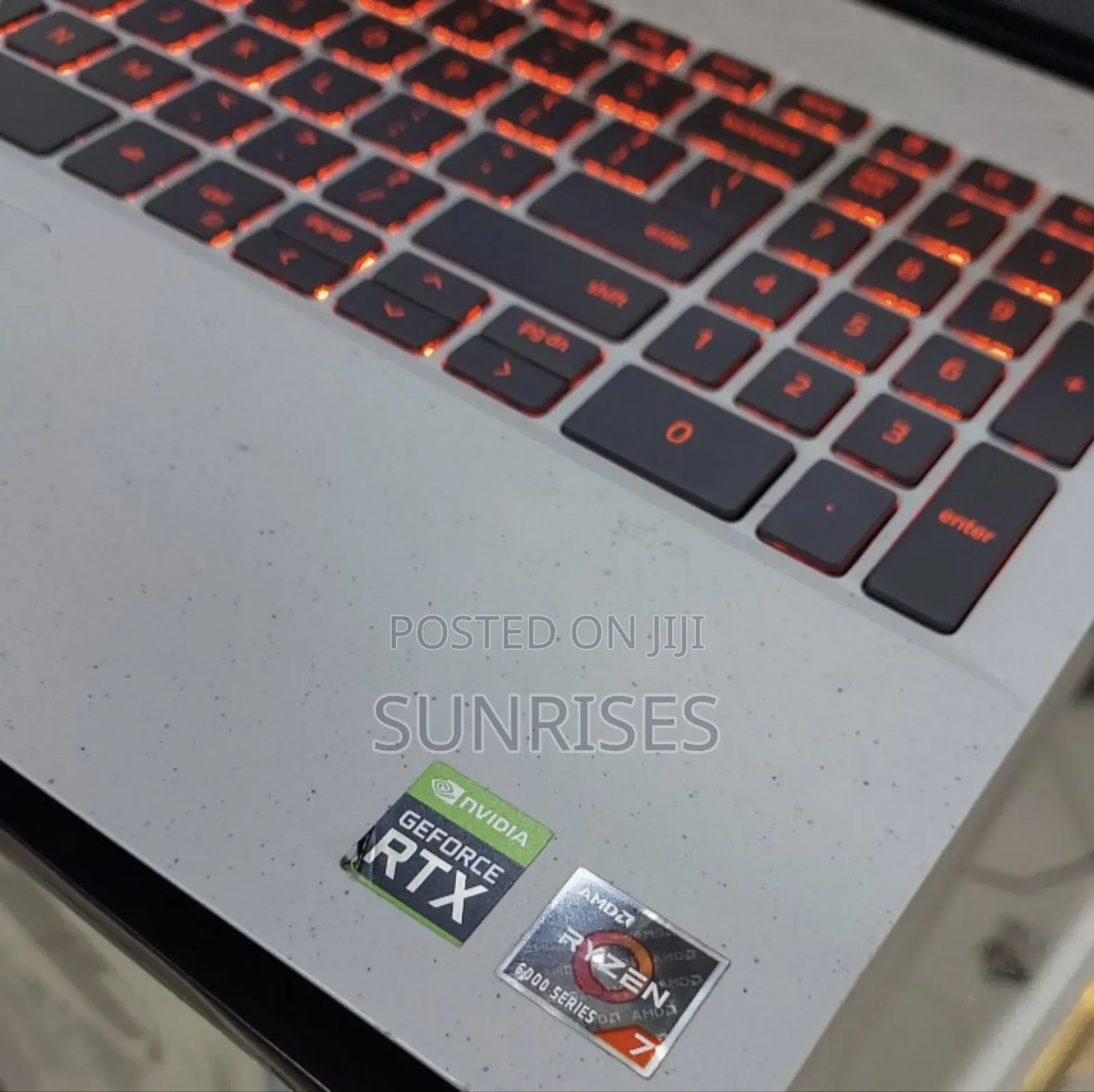 New Laptop Dell G15 5511 16GB AMD Ryzen 7 SSD 512GB