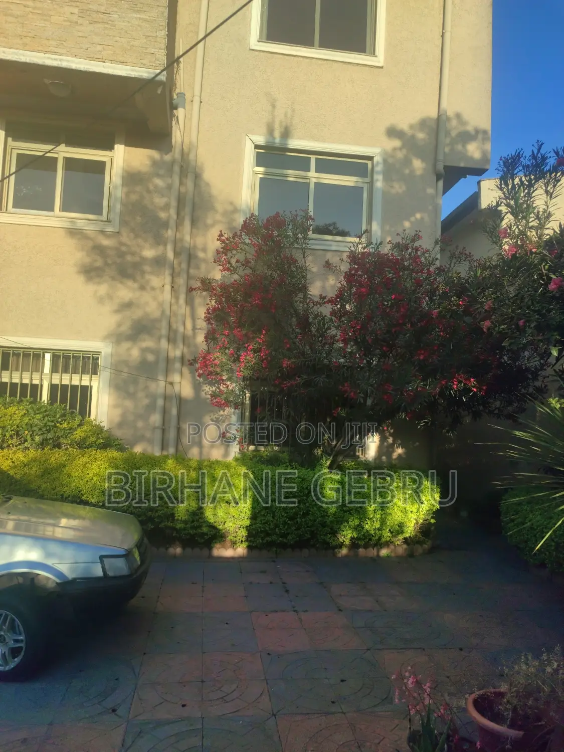 8bdrm House in G+1 Houses For Rent, Bole for rent