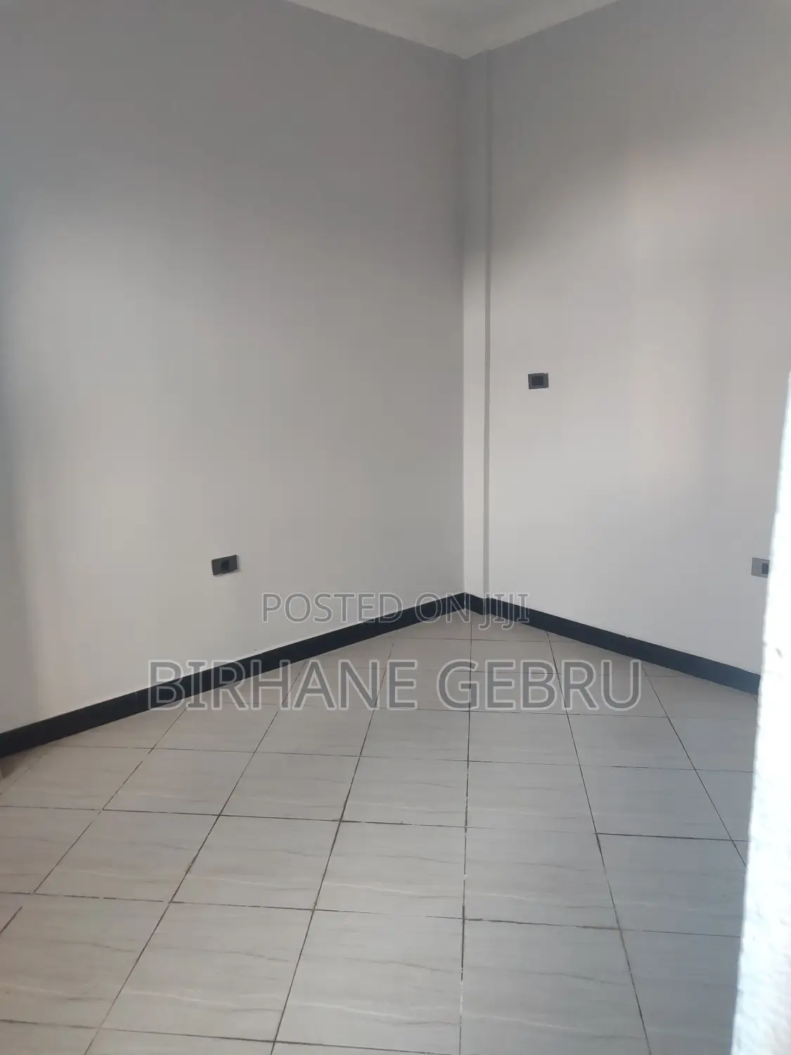 7bdrm Villa in Bole Around Semit for rent