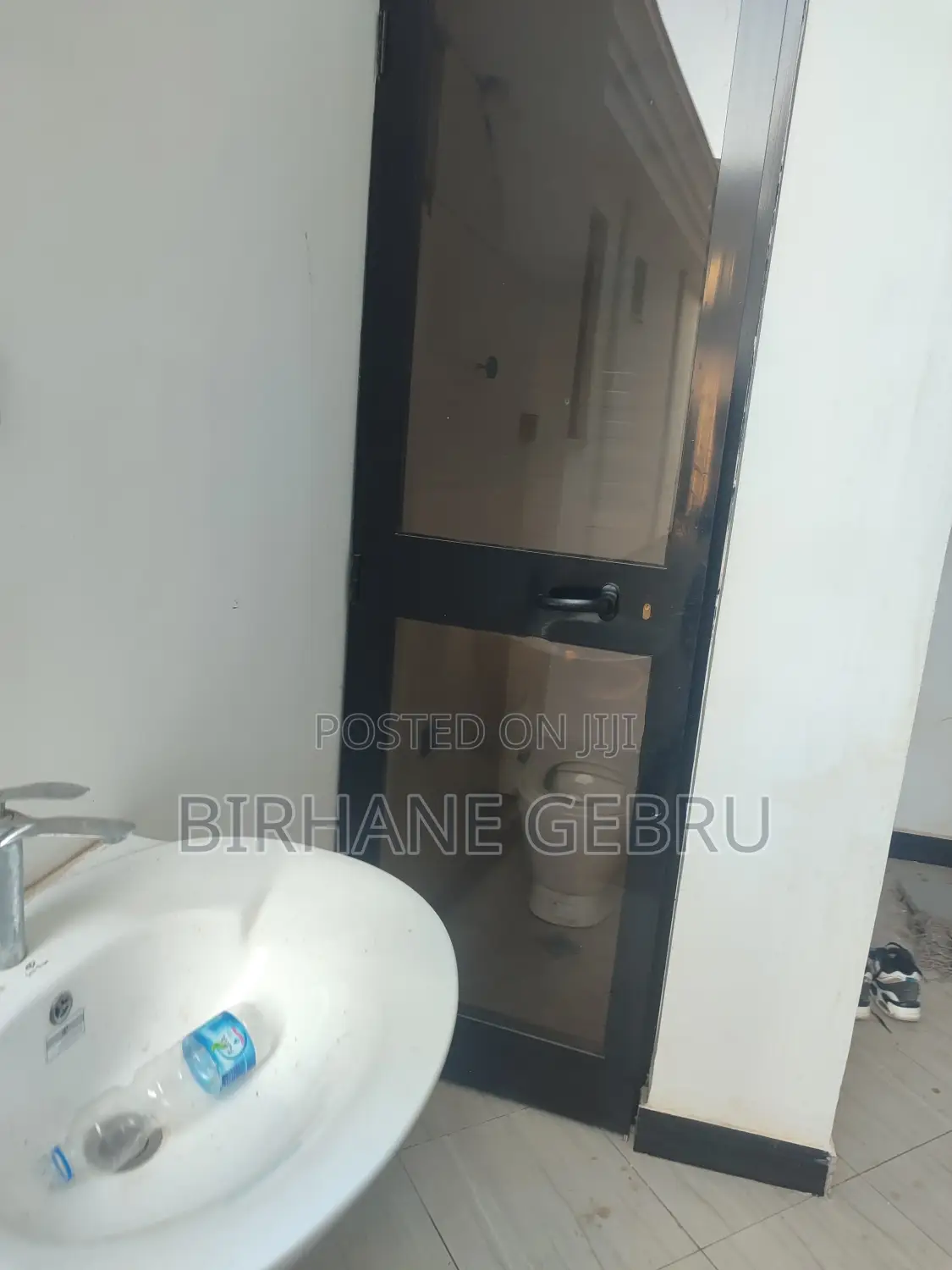 7bdrm Villa in Bole Around Semit for rent