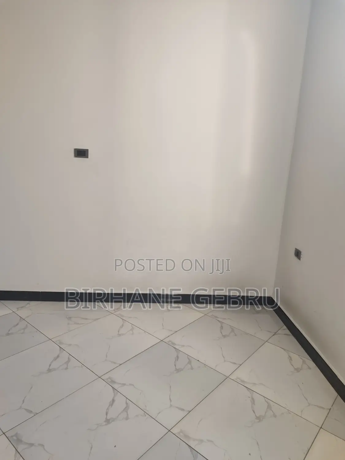 7bdrm Villa in Bole Around Semit for rent