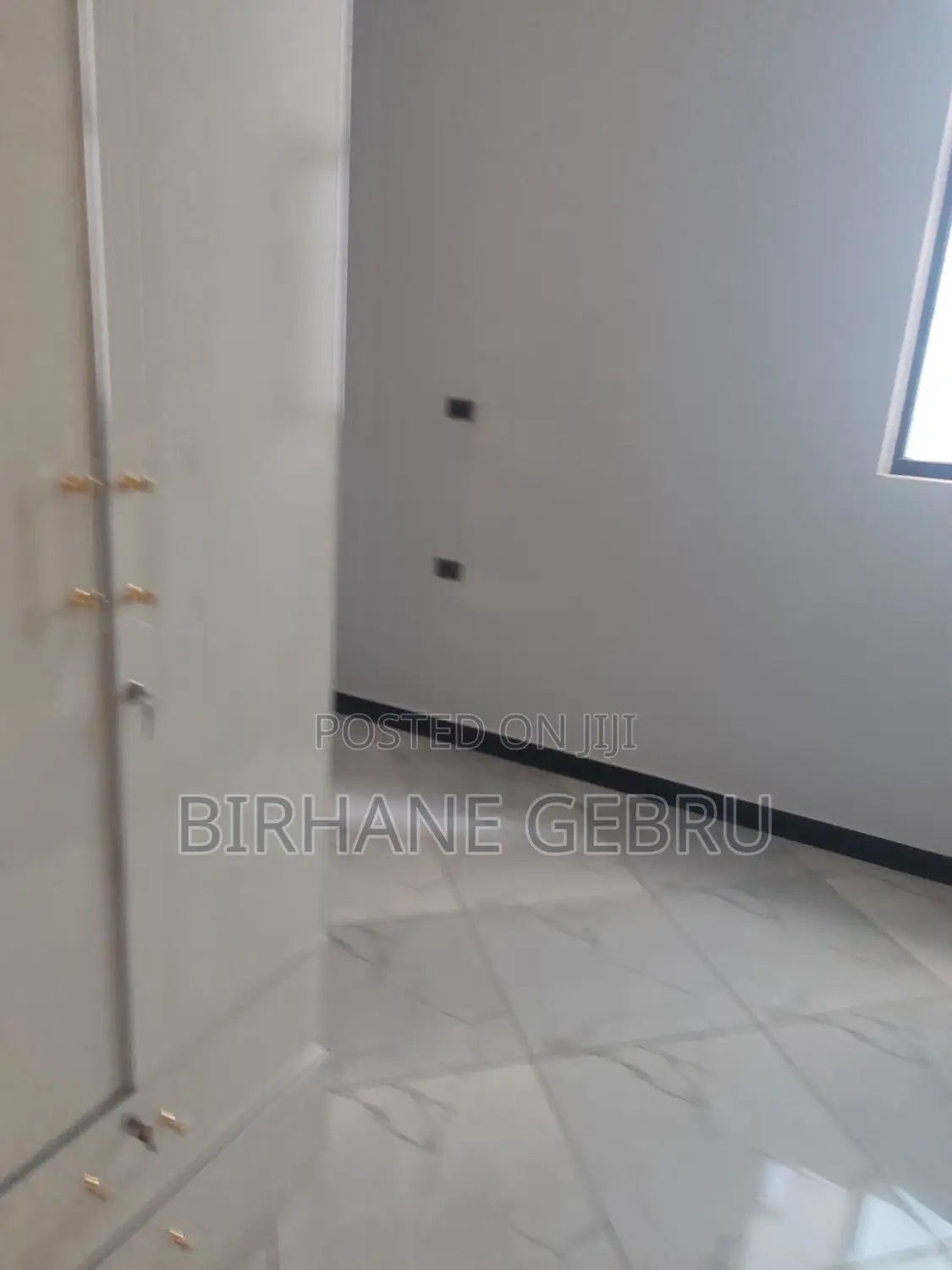 7bdrm Villa in Bole Around Semit for rent