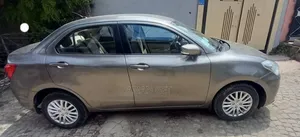 Photo - Suzuki Swift 2021 Gray