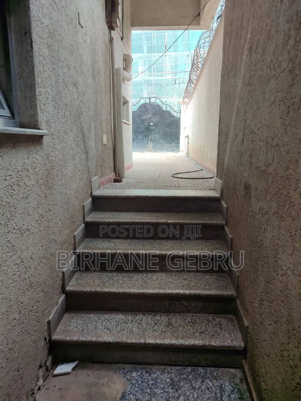 7bdrm House in G+2 House For Rent, Nifas Silk-Lafto for rent