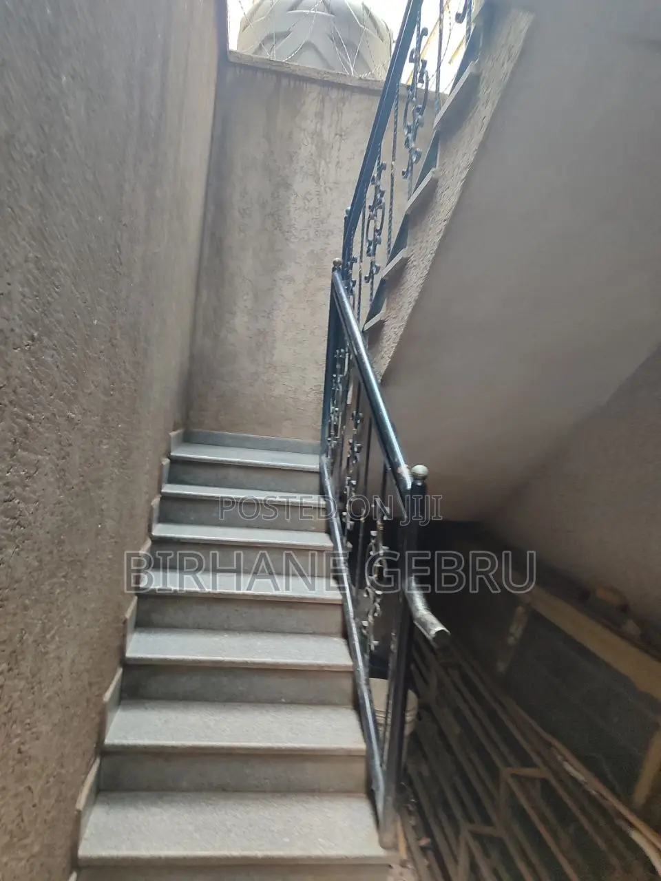 7bdrm House in G+2 House For Rent, Nifas Silk-Lafto for rent