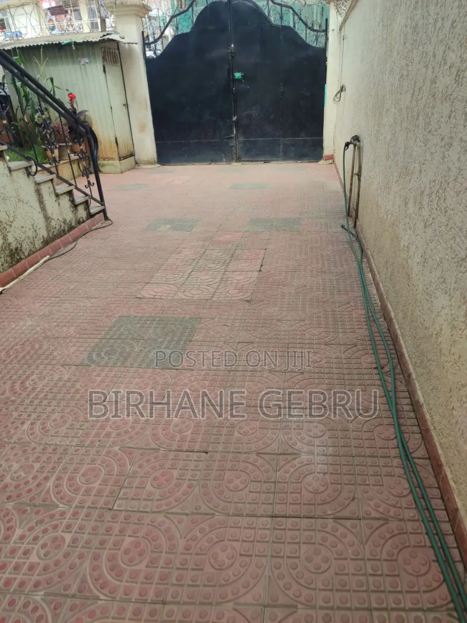 7bdrm House in G+2 House For Rent, Nifas Silk-Lafto for rent